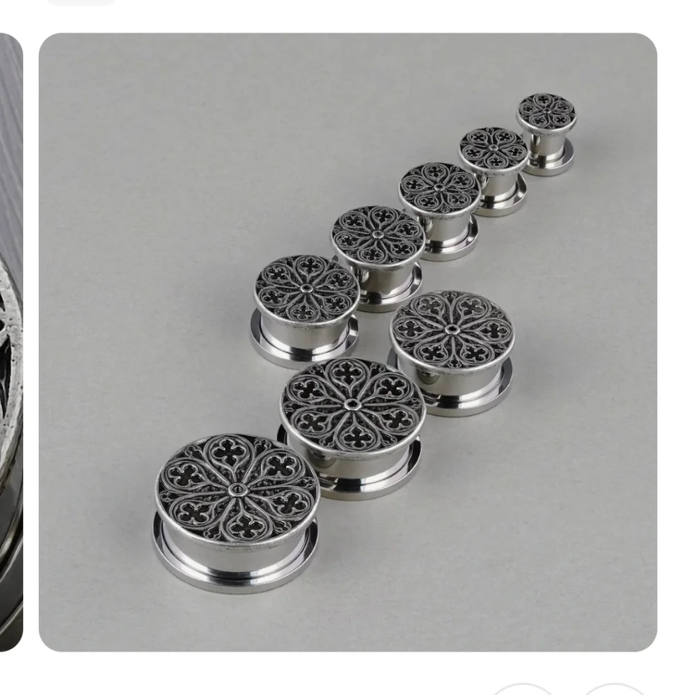Cathedral Rose Plugs - Picture 2 of 3